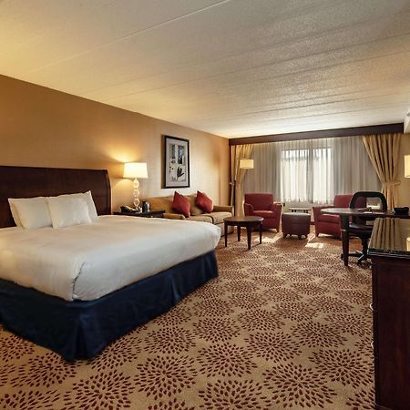 Doubletree By Hilton Pittsburgh Monroeville Convention Center Exteriör bild