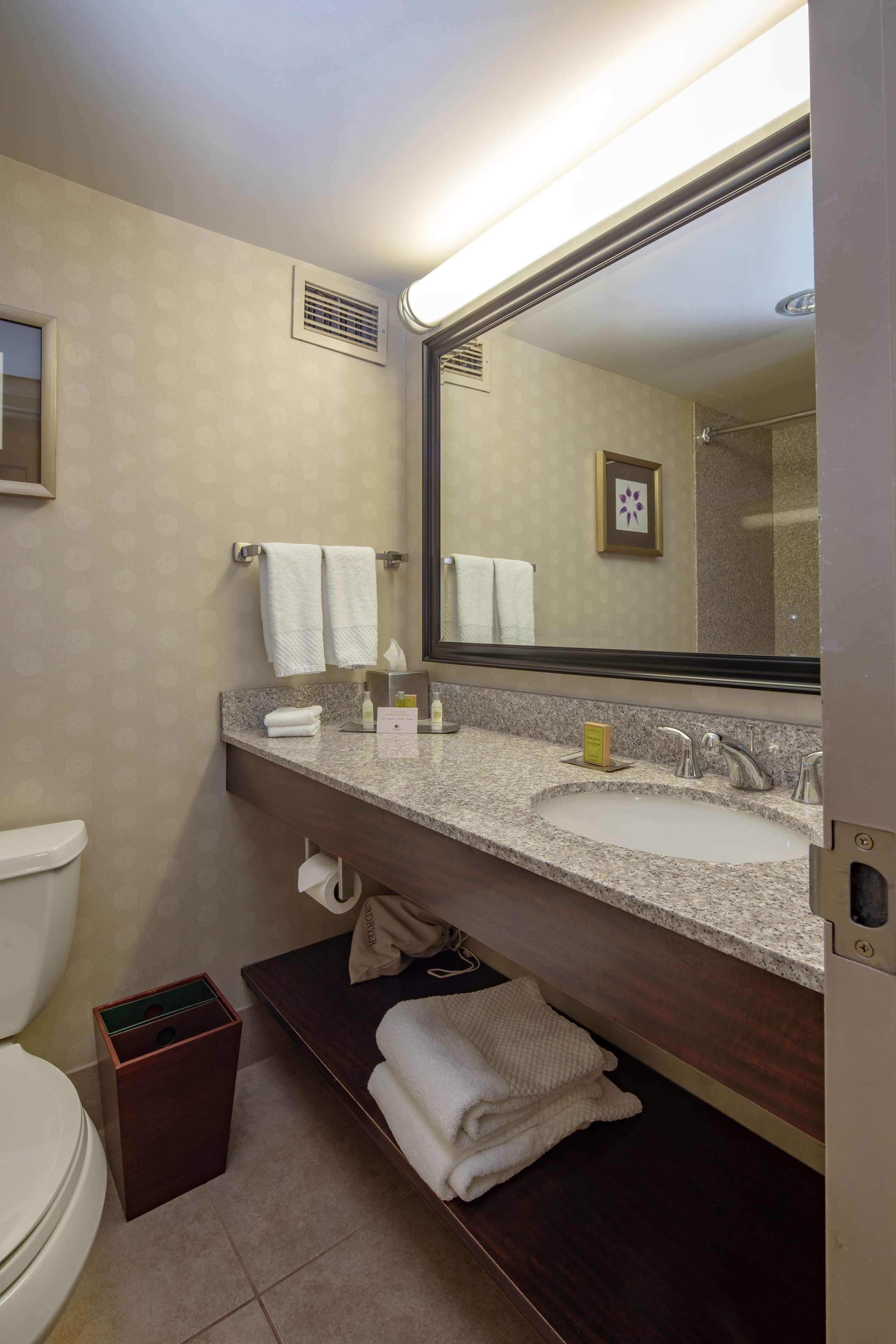 Doubletree By Hilton Pittsburgh Monroeville Convention Center Exteriör bild