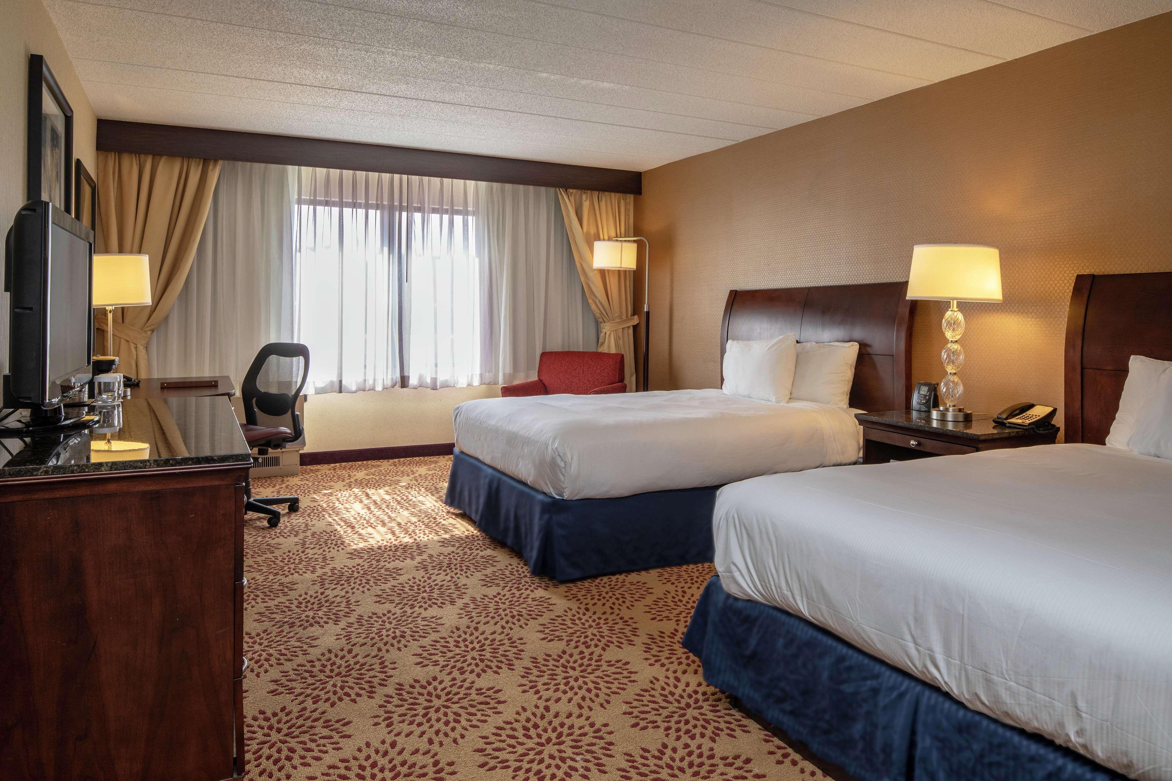 Doubletree By Hilton Pittsburgh Monroeville Convention Center Exteriör bild