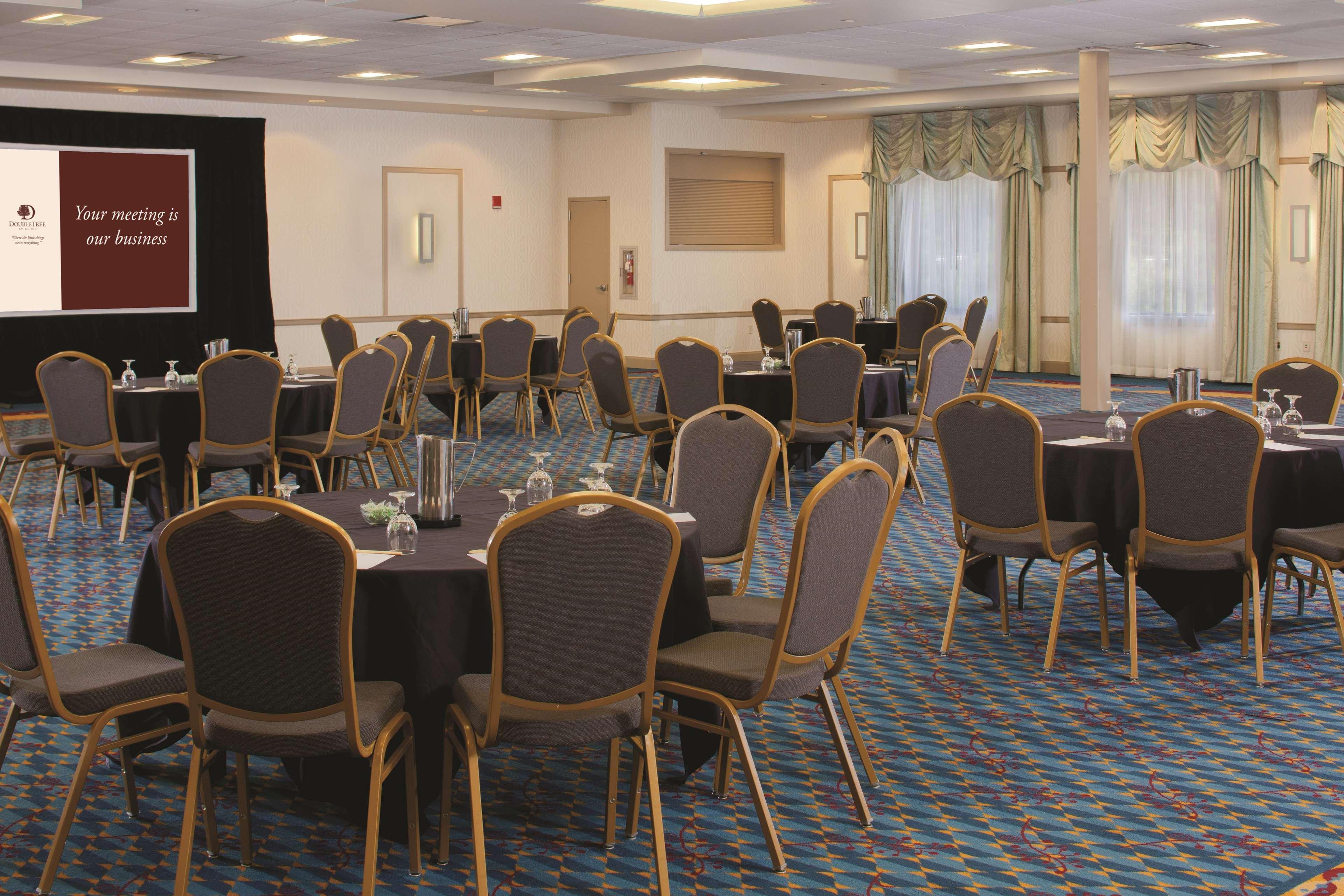 Doubletree By Hilton Pittsburgh Monroeville Convention Center Exteriör bild