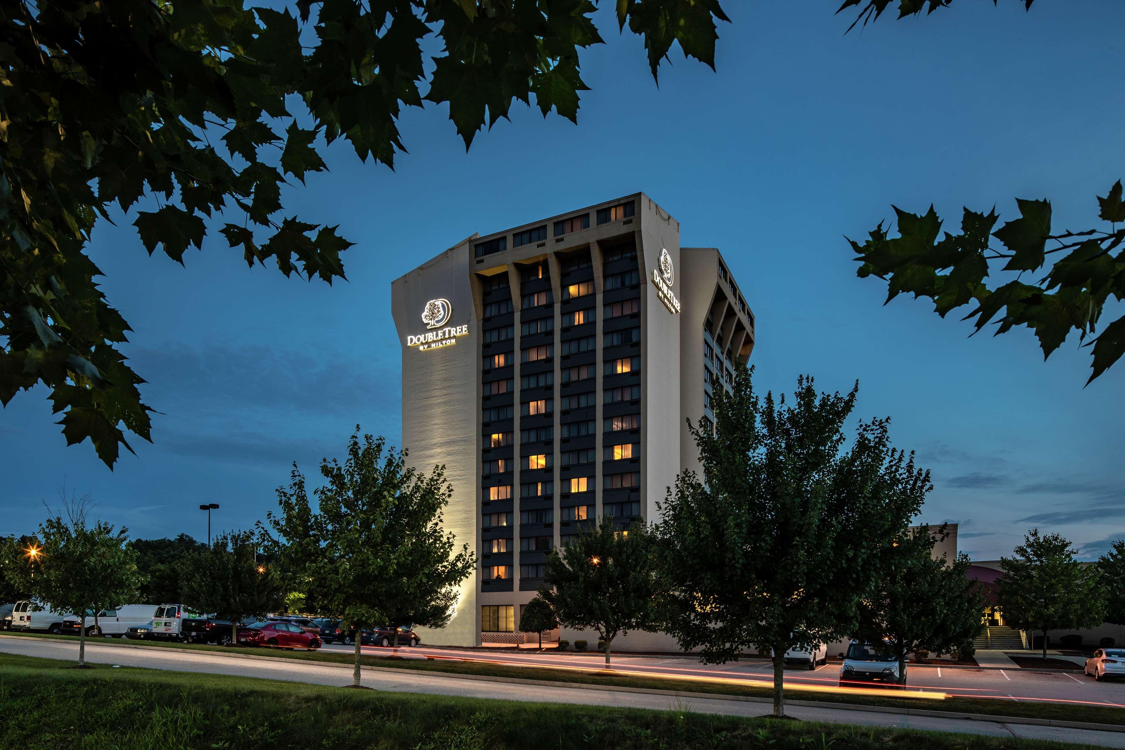 Doubletree By Hilton Pittsburgh Monroeville Convention Center Exteriör bild