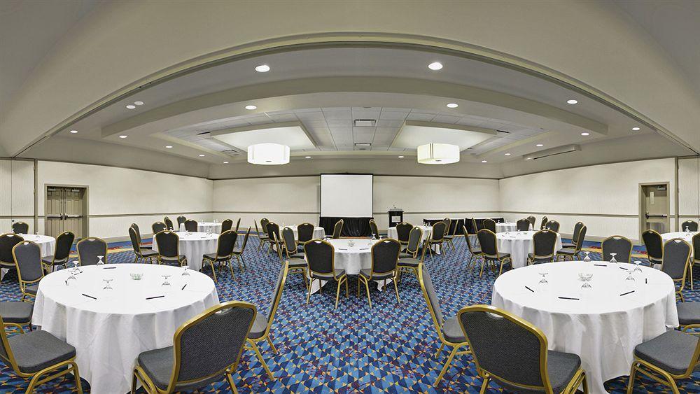 Doubletree By Hilton Pittsburgh Monroeville Convention Center Exteriör bild