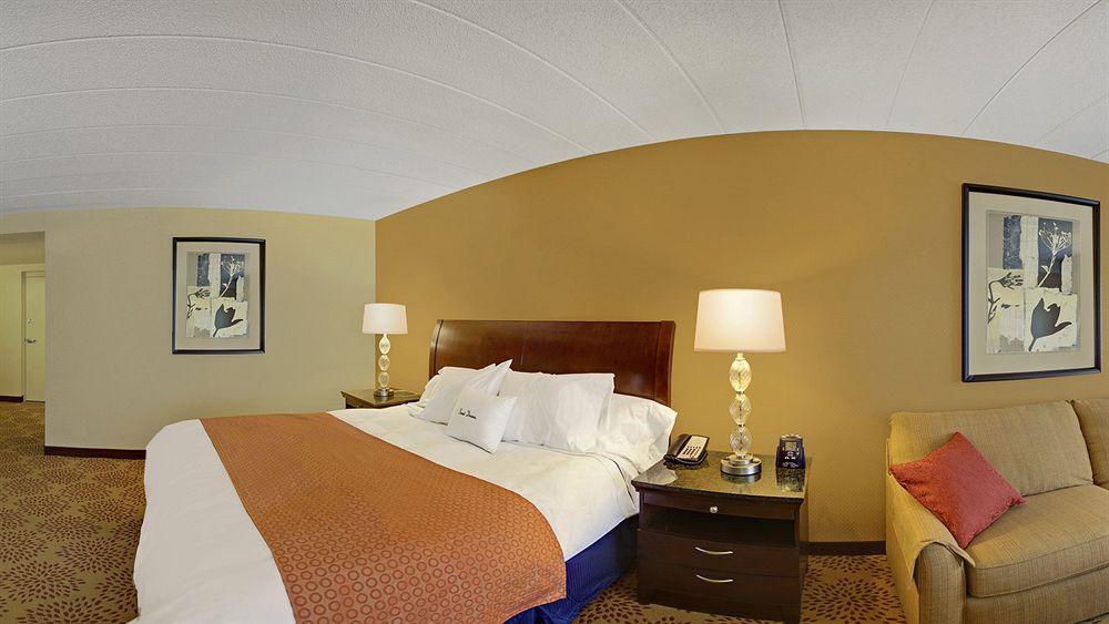 Doubletree By Hilton Pittsburgh Monroeville Convention Center Exteriör bild