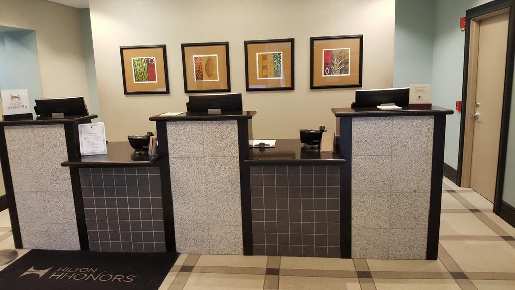 Doubletree By Hilton Pittsburgh Monroeville Convention Center Exteriör bild
