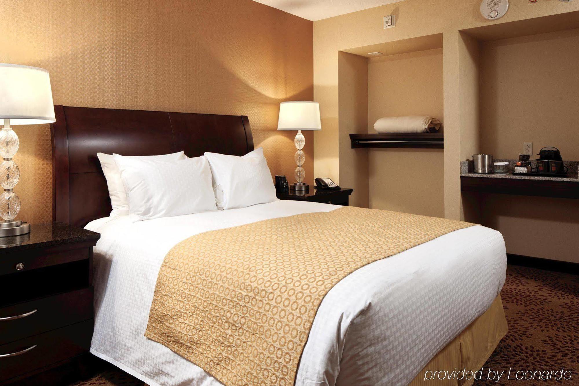 Doubletree By Hilton Pittsburgh Monroeville Convention Center Rum bild